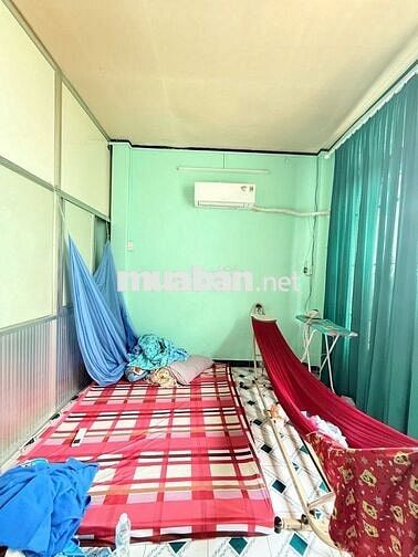 Lạc Long Quân ngang 4,2m nở hậu, H6m sẵn dòng tiền, P9 Tân Bình 6.3 Tỷ
