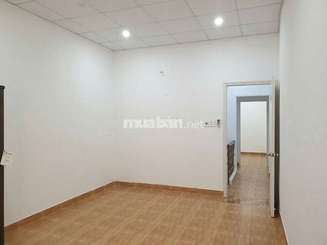nhà sổ không vướng NH, chính chủ cần bán nhanh với khách có thiện chí