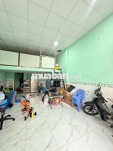 Lạc Long Quân ngang 4,2m nở hậu, H6m sẵn dòng tiền, P9 Tân Bình 6.3 Tỷ