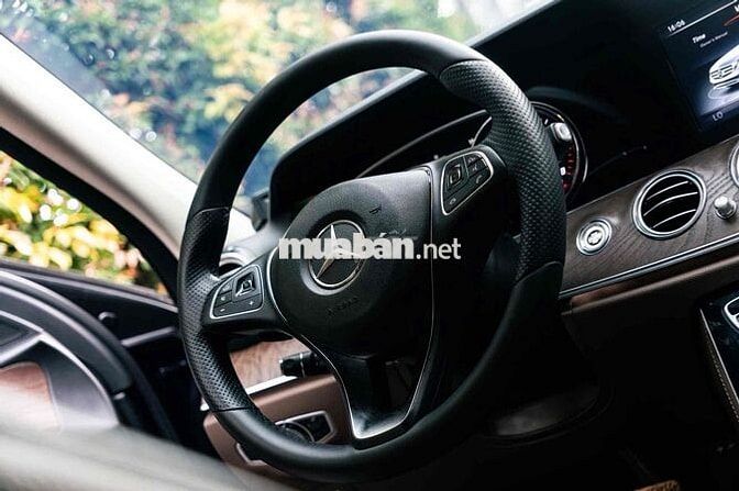 LONG ANH AUTO về MERCEDES E200 model 2017 giá tốt