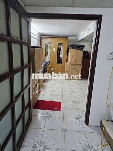 Siêu hiếm! Tập thể Ngọc Lâm 100m² – Ô tô đỗ cửa – Chỉ hơn 3 tỷ