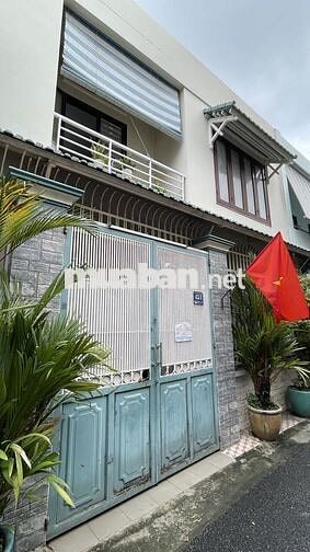 hẻm lớn Trần Hữu Trang, quận Phú Nhuận, 78,5m2