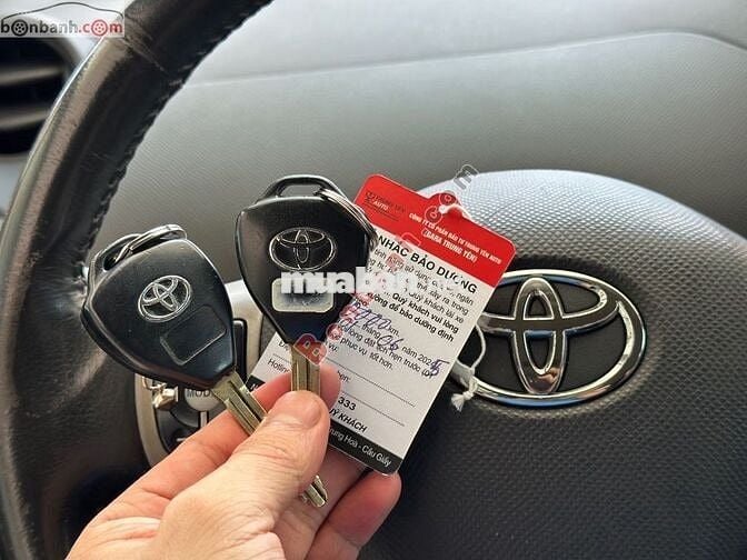 toyota Yaris nhập nhật đăng ký lần đầu 2011