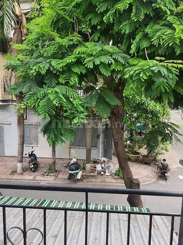 Cho thuê nhà nguyên căn 4x16m, 01 trệt 01 lầu , đường nội bộ Bình Lợi