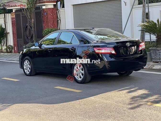 Toyota Camry 2.5 Le nhập Mỹ 2010