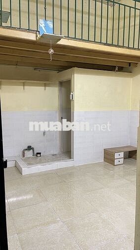 Phòng trọ giá rẻ, 16m2 đường nguyễn văn luông ngay mặt tiền đường