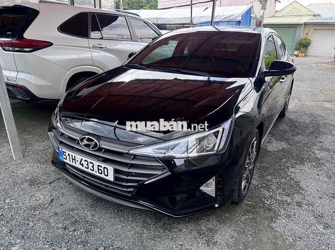 Hyundai Elantra 2021 2.0 AT - 42000 km