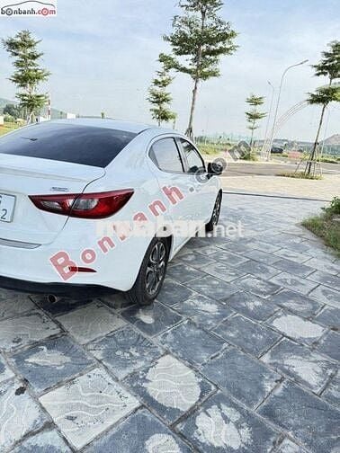 Mazda 2 1.5 AT 2017
