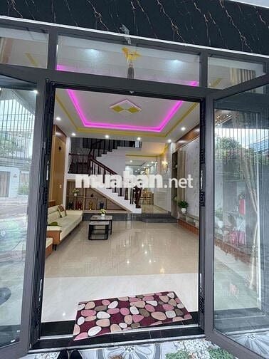 Chính chủ bán nhà  2 tầng Hoàng Minh Giám - Hoà Xuân full nội thất
