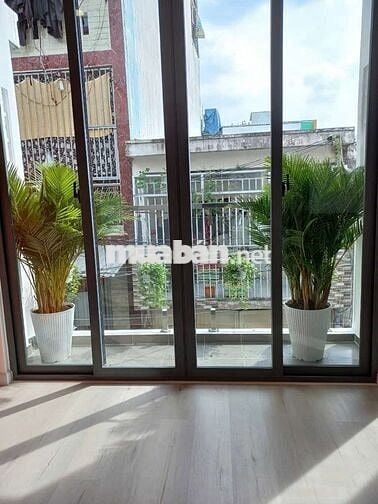 BÁN NHÀ LÊ THÚC HOẠCH 30 M GIÁ nhỉnh 3đ