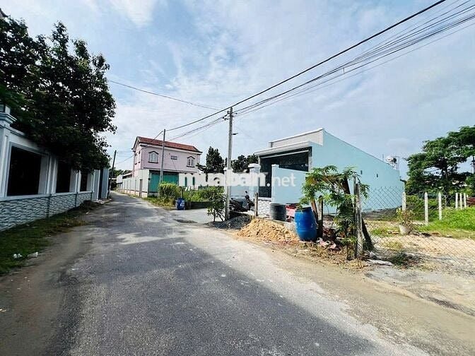 Bán lô đất full thổ cư đường lớn 6m 180m2 tại Củ Chi Giá 670 Triệu