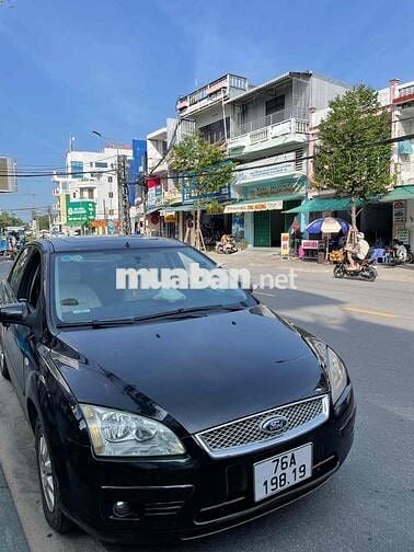 Ford Focus 2006 - 123456 km
