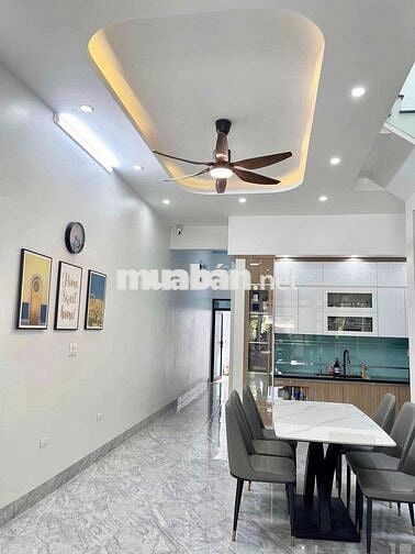 Bán ngộp nhà ngay chợ tân hiệp tân uyên bình dương