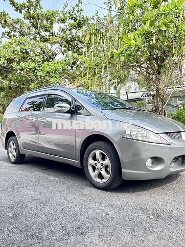 Mitsubishi Grandis 2005 2.4 AT - 200000 km