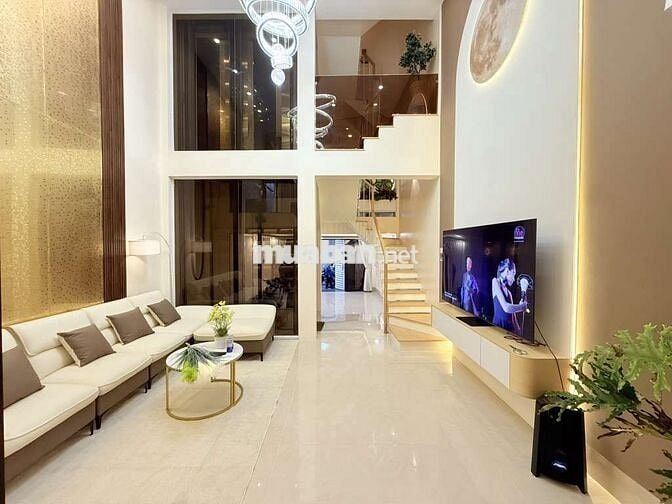 Siêu Phẩm Thang Máy 6 Tầng, Luxury smart Home