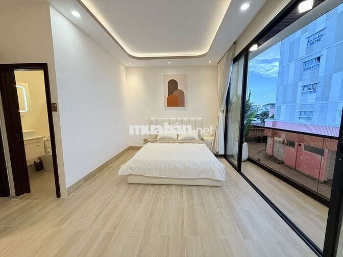 Siêu Phẩm Thang Máy 6 Tầng, Luxury smart Home