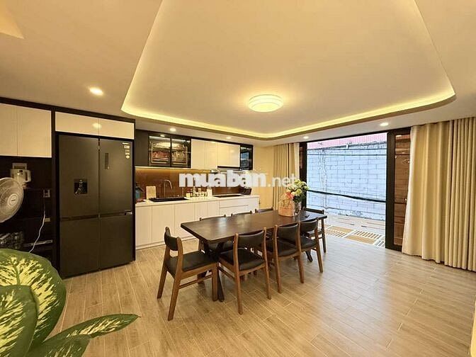 Siêu Phẩm Thang Máy 6 Tầng, Luxury smart Home