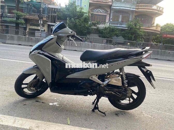 Honda airblade đời cao êm đẹp mê ly