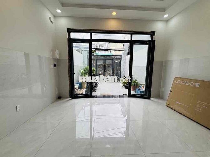 Nhà Đẹp Ở Mặt Tiền - Nguyễn Quý Anh Tân Sơn Nhì Tân Phú (4.9m x 16m)