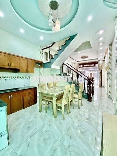 Nhà đẹp  GẦN GÒ VẤP  Nguyễn Thị Kiểu, Q.12 Dt 60m tầng  2 pn, 2 WC,