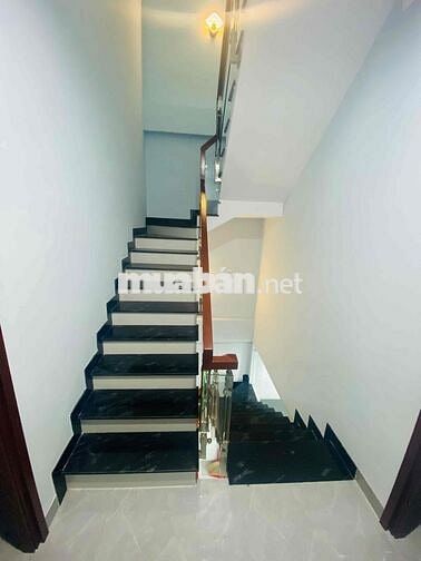 CHO THUÊ or BÁN - NHÀ MỚI FULL NỘI THẤT CHO THUÊ, HẼM XE HƠI TIỆN ÍCH