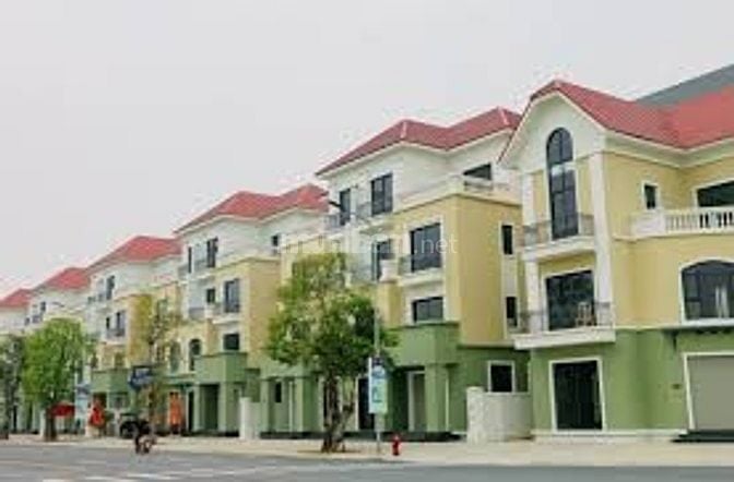 Bán căn liền kề San hô 16,84m sau khu biệt thự ngay vườn hoa Vinoceanp