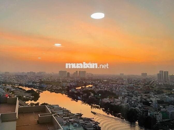Cho thuê Green River căn 2PN-2WC giá 8tr cho sinh viên, gần Quận 5,10