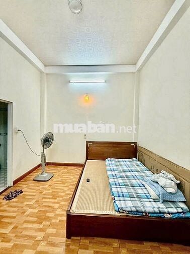 Bán nhà DT 4x15m,hẻm ô tô đường Trần Thị Hè Q12. Giá : 3,55 tỷ
