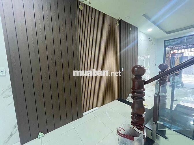 BÁN NHÀ ĐƯỜNG NGUYỄN ẢNH THỦ Q12 , 4x15 , 4 TẦNG BTCT