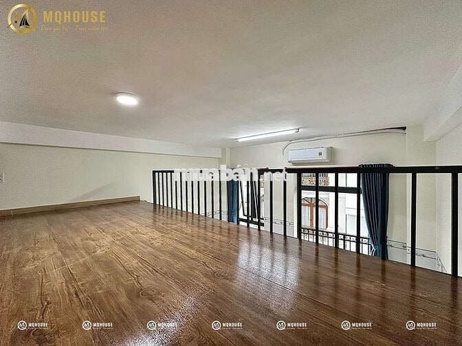 Cho thuê căn hộ duplex (gác) chỉ tính điện nước - sát Văn Hiến