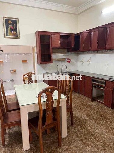 chính chủ cho thuê nhà nguyên căn có nội thất đầy đủ hợp đồng lâu dài