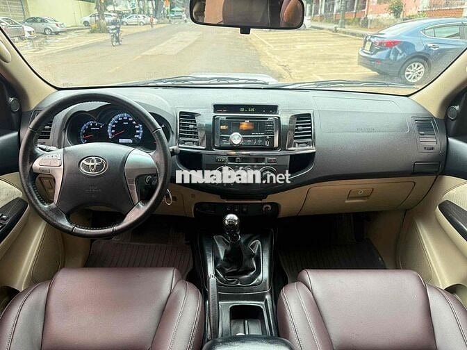 Toyota Fortuner 2016 2.5G 4x2 - 100000 km