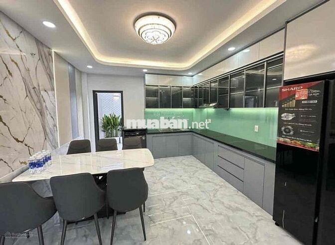 GiÁ SỐC NHÀ NGAY TRUNG TÂM QUẬN 3, LÊ VĂN SỸ,P12.GIÁ:7Tỷ660.SỔ HỒNG RI