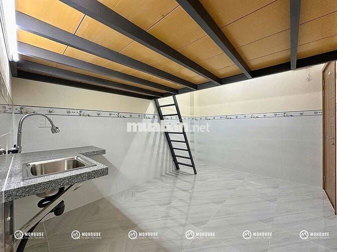 Cho thuê căn hộ duplex (gác) chỉ tính điện nước - sát Văn Hiến