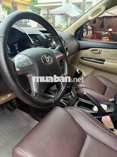 Toyota Fortuner 2016 2.5G 4x2 - 100000 km
