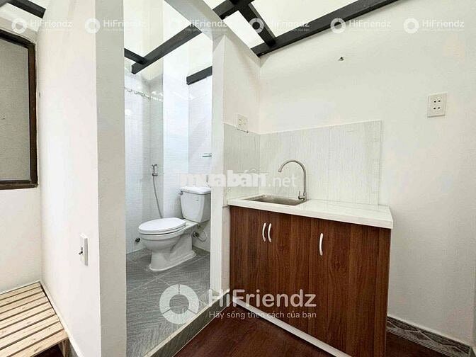 DUPLEX CỬA SỔ TRỜI KẾ BÊN ĐẠI HỌC VĂN HIẾN ĐẦY ĐỦ NỘI THẤT GÁC CAO
