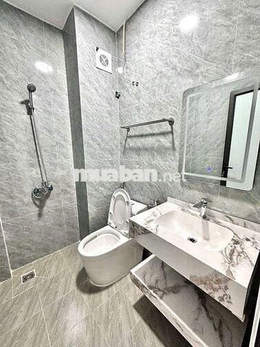 CHO THUÊ NHÀ MỚI TƯ ĐÌNH, LONG BIÊN - LÔ GÓC THOÁNG SÁNG - NGÕ ÔTÔ