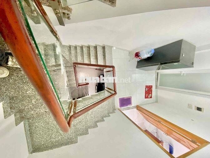 CHO THUÊ NHÀ NGUYÊN CĂN MẶT TIỀN ĐƯỜNG HẺM NGAY LÊ VĂN SỸ - CHỢ PVH