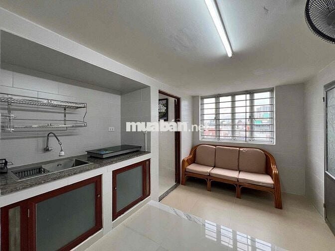 Phòng trọ 49m2 dạng căn hộ cạnh Nguyễn Văn Linh