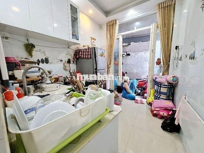 BÁN GẤP NHÀ QUẬN 10, ĐƯỜNG NGUYỄN NGỌC LỘC 3 TẦNG CHỈ 1 TỶ 96