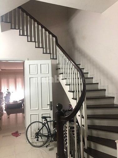 MTKD Hồ Văn Huê, p9, Phú Nhuận 80m2(4.1x20m) 4 tầng btct 4 pn 5 wc st