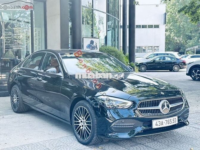 Mercedes-Benz C200 Avantgarde Plus lướt chính hãng