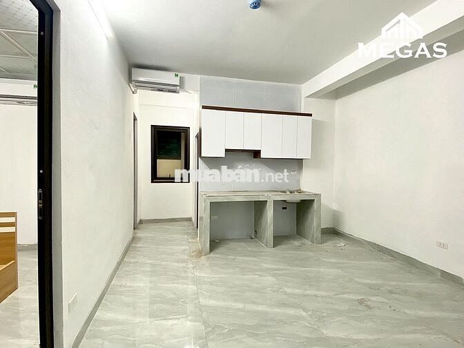 CHO THUÊ CĂN HỘ 1N1K BAN CÔNG SIÊU THOÁNG NẰM NGAY BẾN XE MỸ ĐÌNH