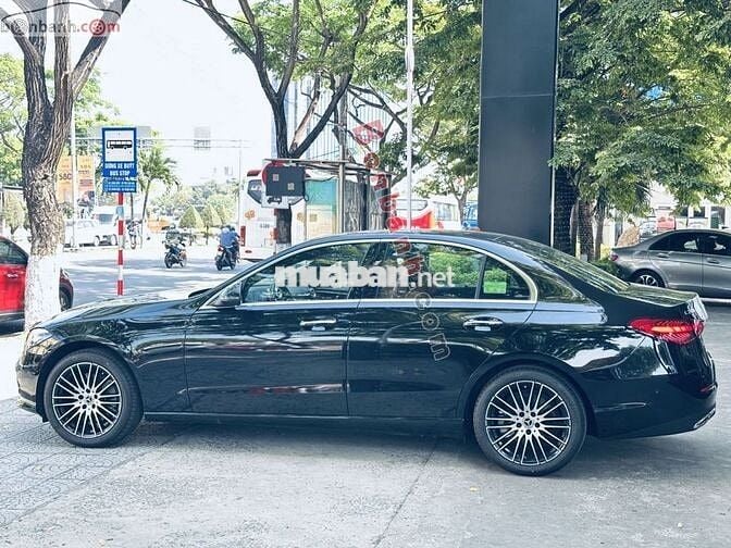 Mercedes-Benz C200 Avantgarde Plus lướt chính hãng