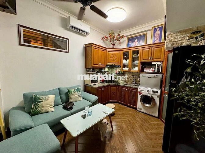 Bán Nhà Đê Trần Khát Chân 17M x 4T, MT:4M Giá 4,95 Tỷ. Lô góc, dân xây