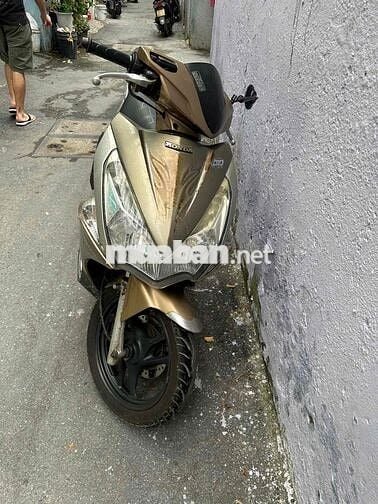 cần bán xe airblade nhà đi