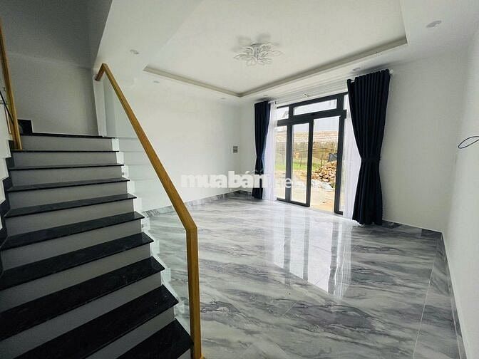 NHÀ PHỐ 3,5ty – HẺM XE HƠI – NGUYỄN HỮU CẦU, P.12, ĐÀ LẠT