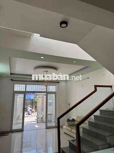 Chính chủ bán nhà 2 tầng biển mân thái