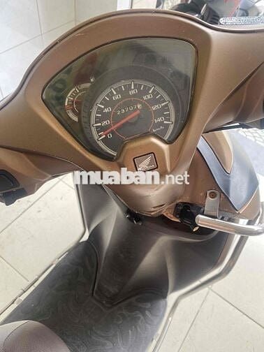 honda Vision 2016. bstp .giao giấy ủy quyền cũ