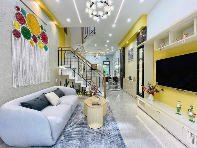 🏠 BÁN NHÀ 1 TRỆT 2 LẦU – ĐINH TIÊN HOÀNG, BÌNH THẠNH – CHỈ 2 TỶ 900 